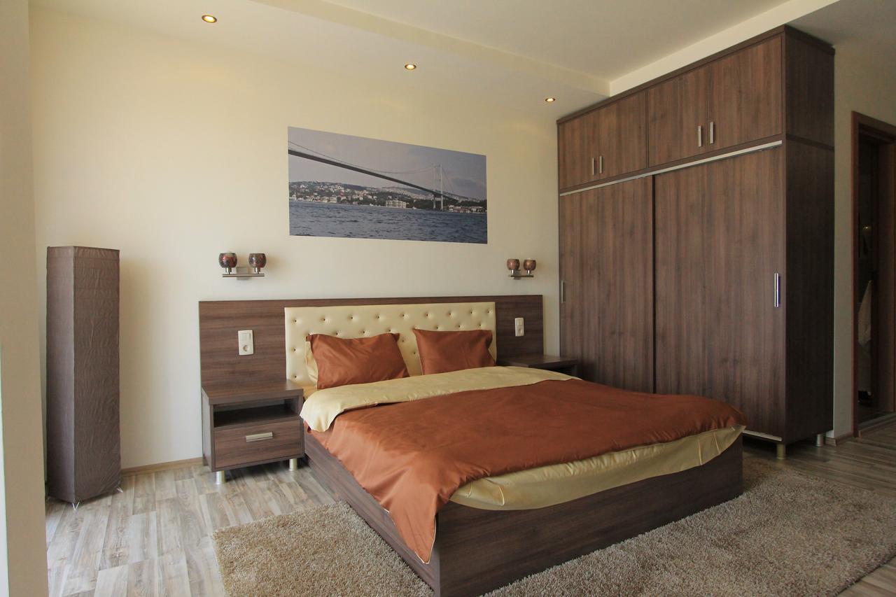 Hotel La Villa Gjakova Habitación foto